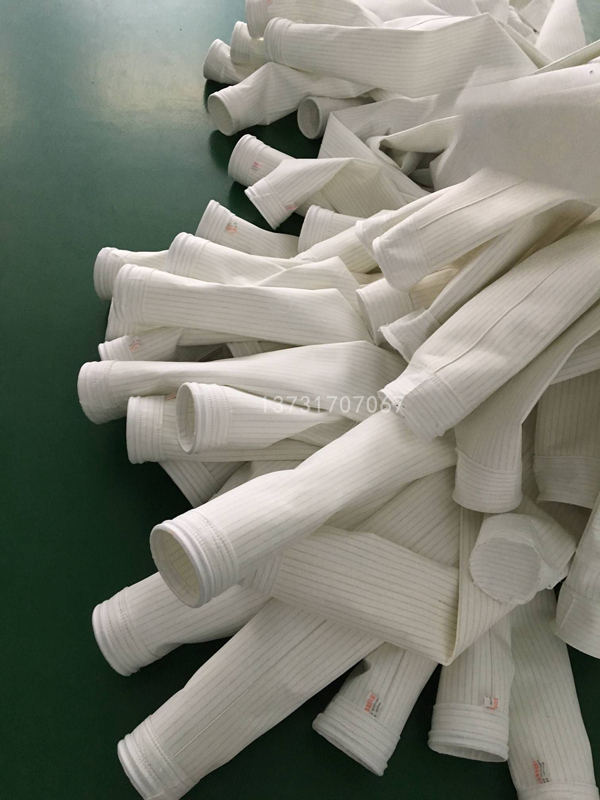 石家莊奧豐鋼鐵燒結(jié)機(jī)尾除塵器于2017年12月8日安裝完畢 石家莊奧豐鋼鐵燒結(jié)機(jī)尾除塵器于2017年12月8日安裝完畢