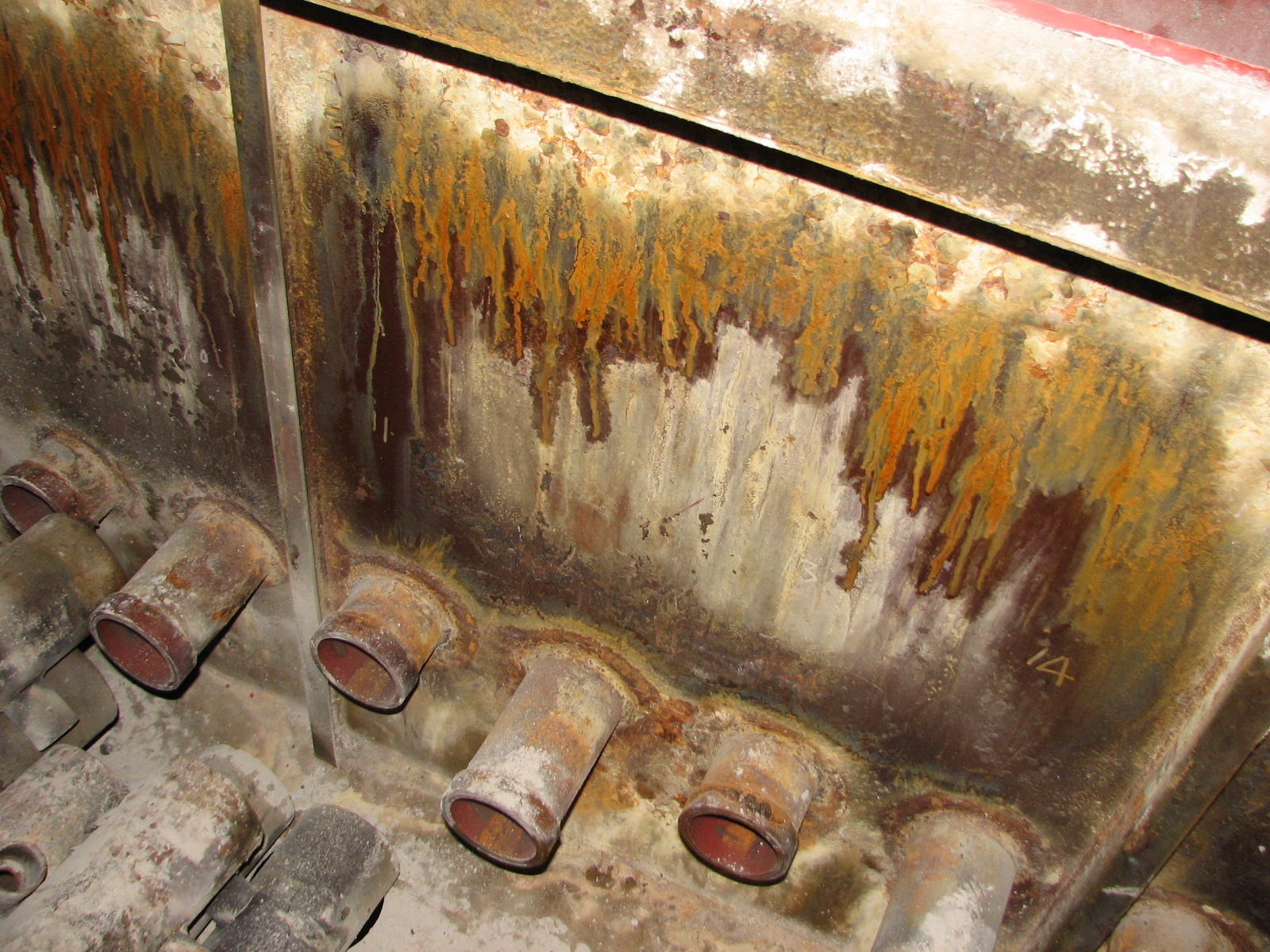 布袋式除塵器實際應用中濾袋的破損形式及原因解密 布袋式除塵器實際應用中濾袋的破損形式及原因解密